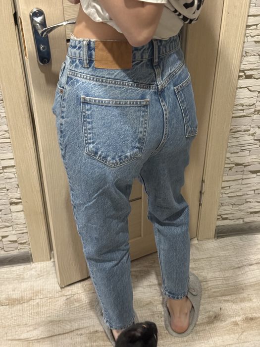 джинсы zara