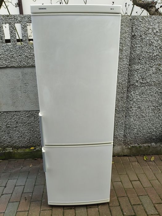 Lodówka Siemens 155cm (transport)