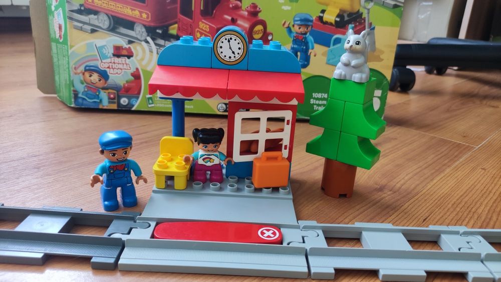 LEGO DUPLO Залізниця з потягами, мостом, та ін.