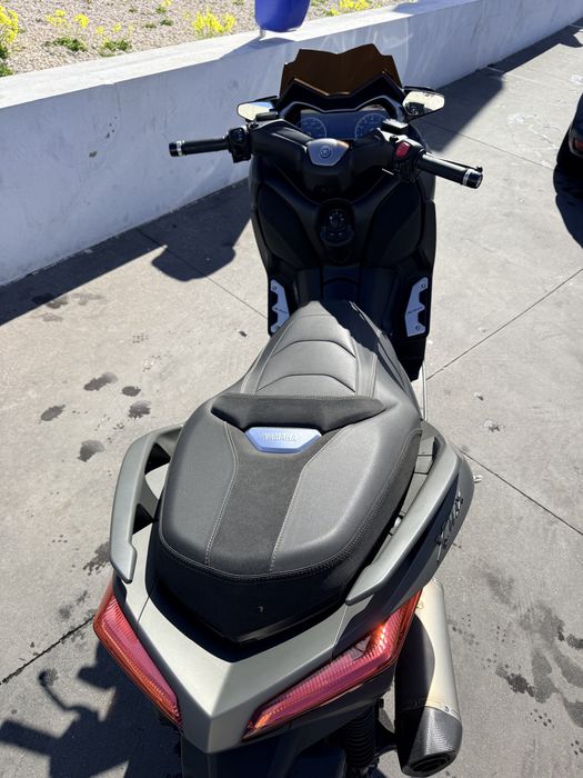 Vendo Xmax 300 Techmax 2021 c /16000km