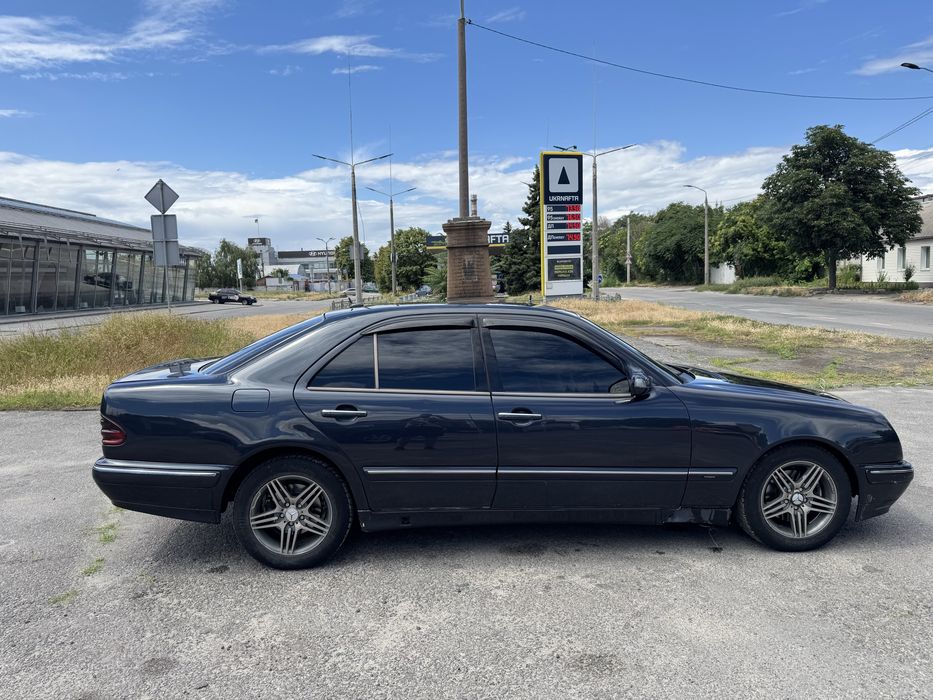 Mercedes-benz e320 CDI w210