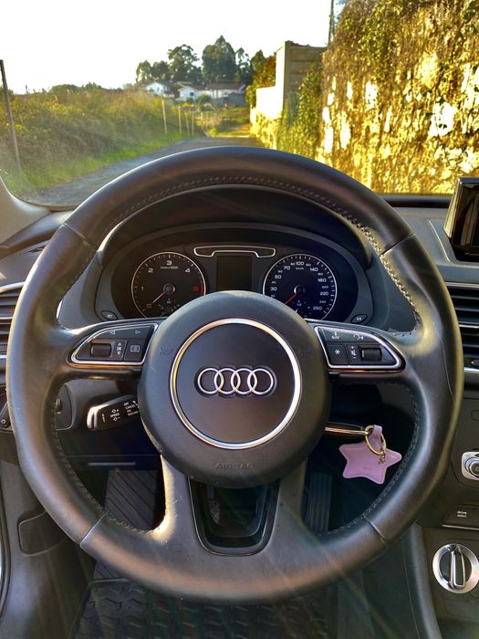 Audi Q3 2.0 TDI S-line