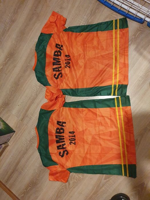 Zestaw dwoch takich samych bluzek Samba 2014