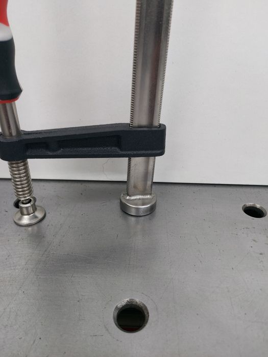 Ściski spawalnicze 300x80