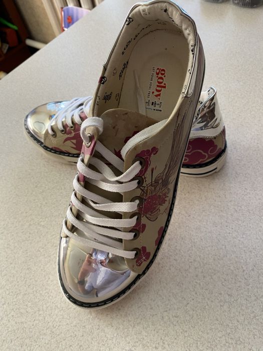Кеди жіночі нові