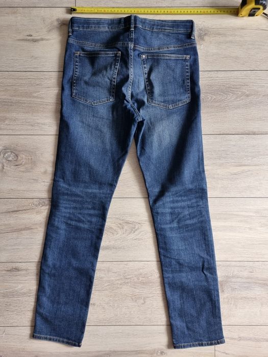 Spodnie jeansy skinny 164