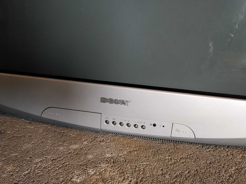 TV antiga Sony Triniton - excelente estado