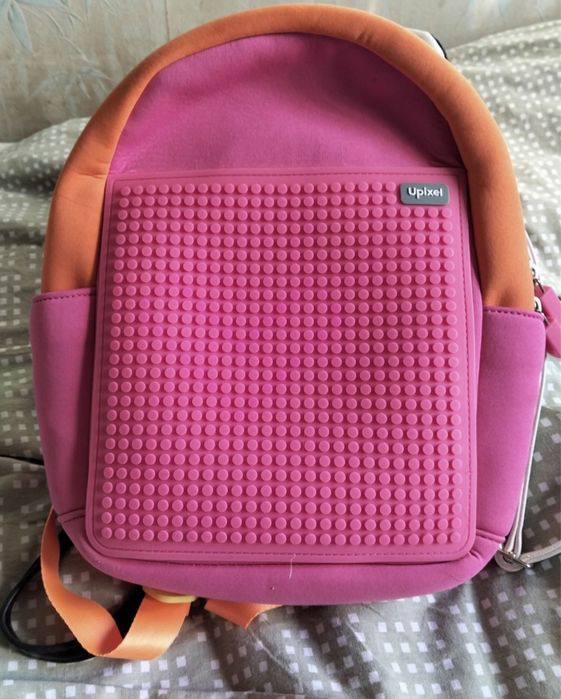 Рюкзак рожевий upixel