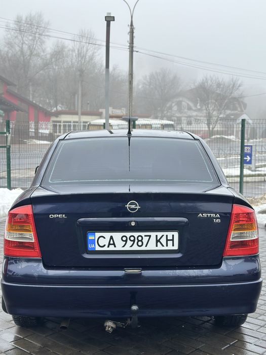 Опель астра H 2003