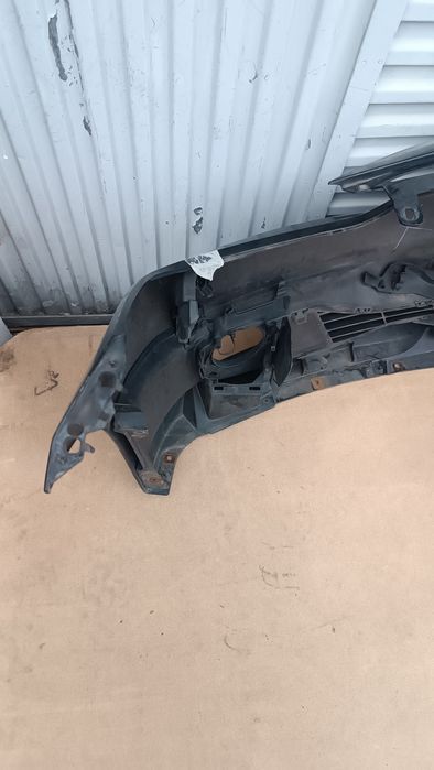 Vendo parachoque de frente BMW 3  LCI series F30,31 ano 2015/18