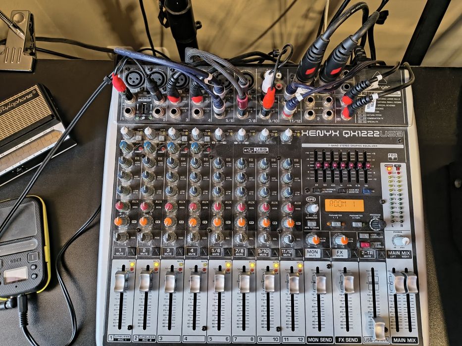 Mikser Behringer xenyx qx1222usb