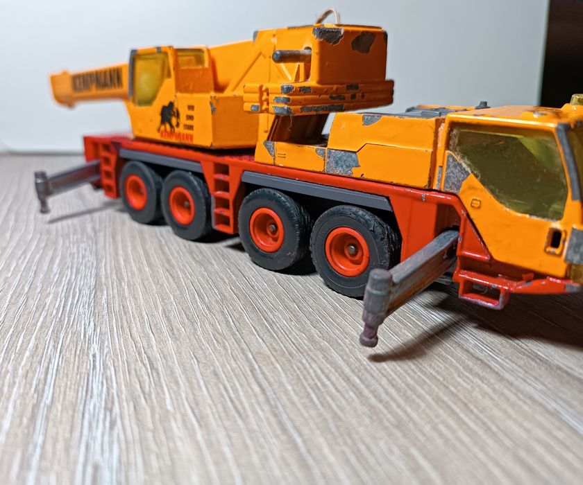Siku Super Series – Liebherr  Kempmann – dźwig samojezdny – vintage,