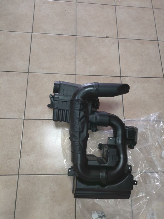 Резонатор повітряний воздушный Kia Forte 13-18, Elantra 11-15