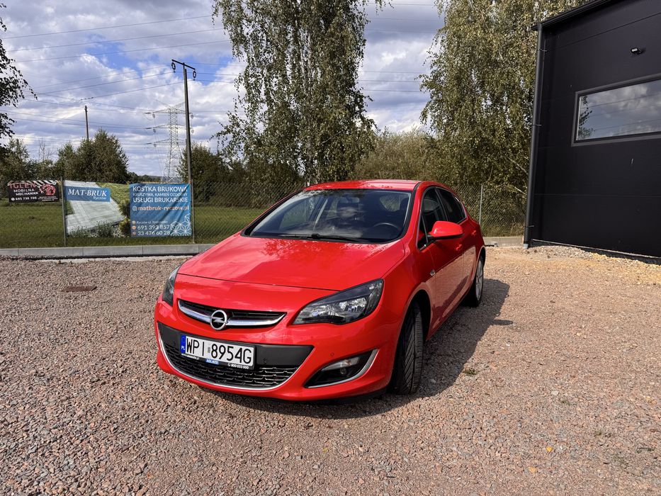Opel Astra J 1.6 Turbo Sport 180km Benzyna 2014