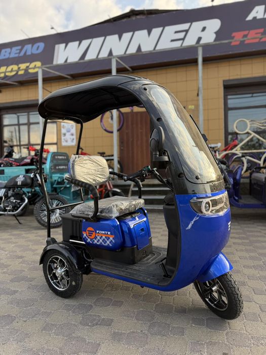 Електроскутер триколісний Forte 1000W