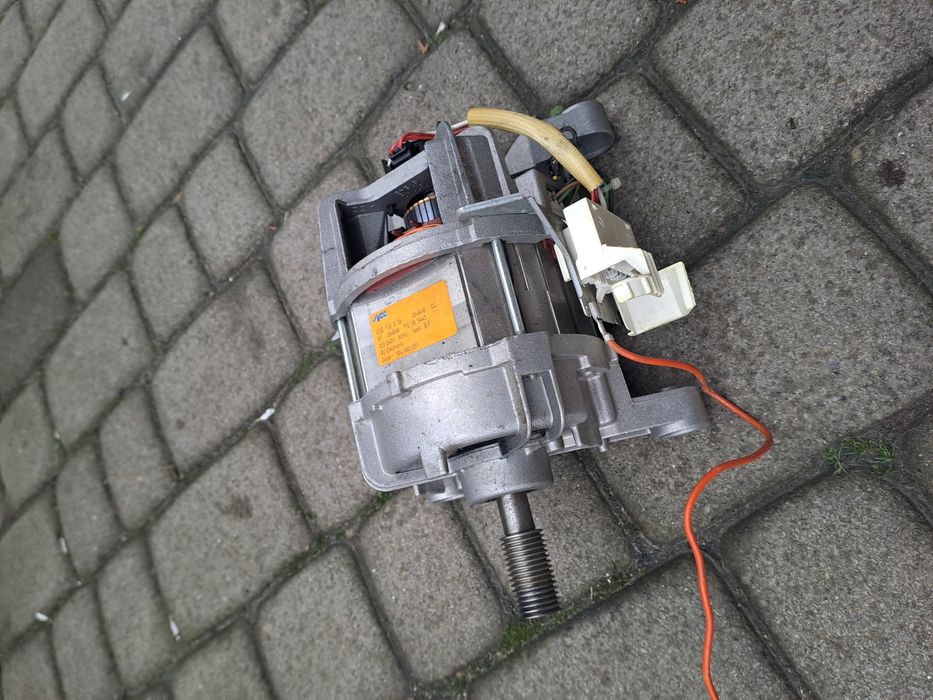 Мотор від пральної машини Zanussi