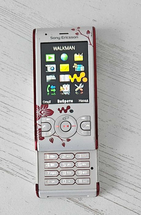 Sony Ericsson W595 Walkman слайдер