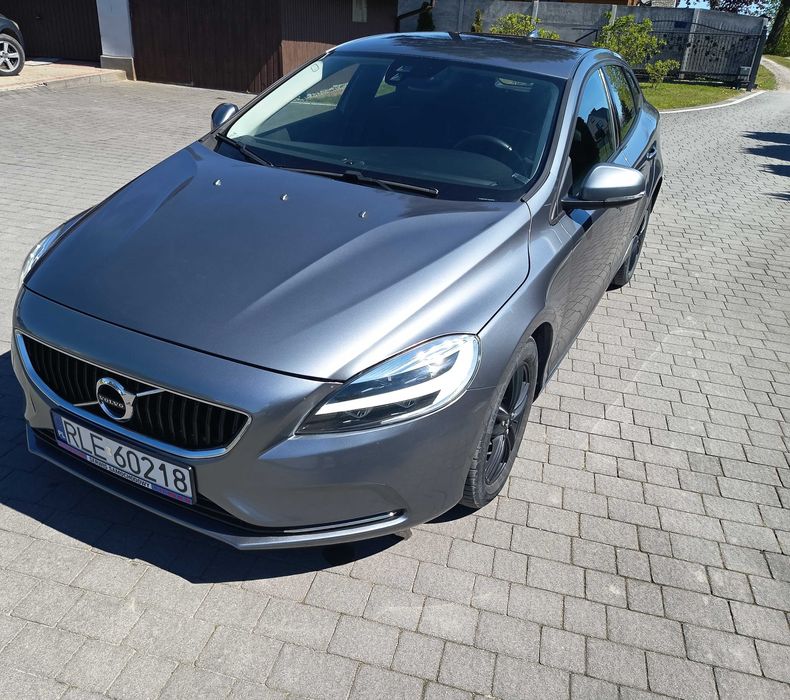 Volvo V40  diesel 2.0  2017r.