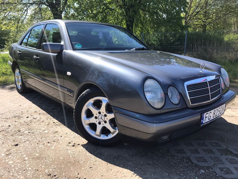 Mercedes-Benz Klasa E , 98’ , zarejestrowany , 2,0i , klima , alu.