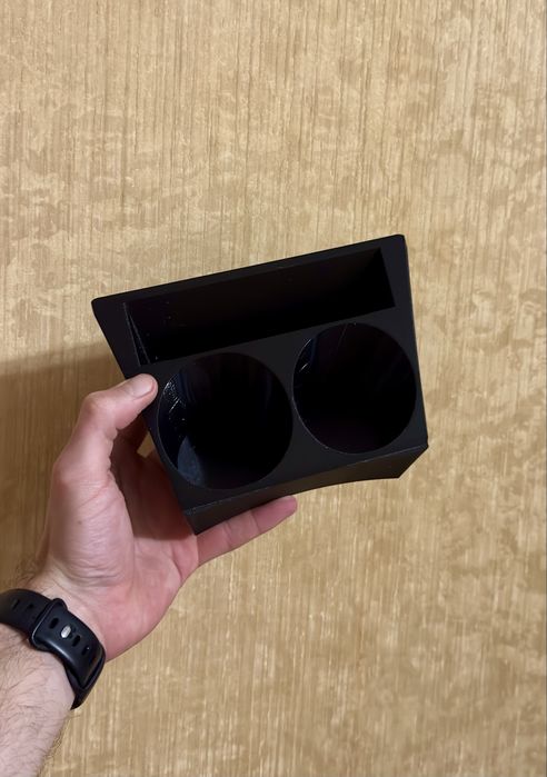 Підстаканник меган 3 megane 3