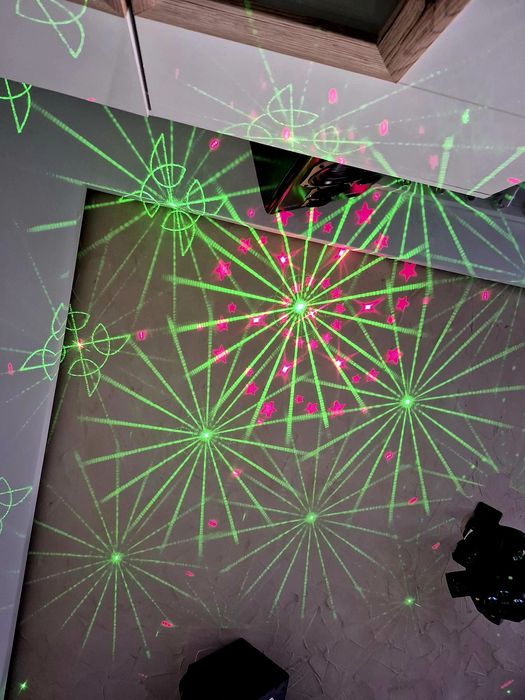 Efekt świetlny Laser RGB pilot. Stan Nowy