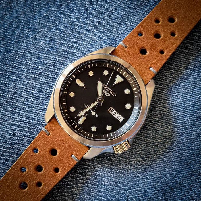 Bracelete / correia relogio pele genuina  por medida