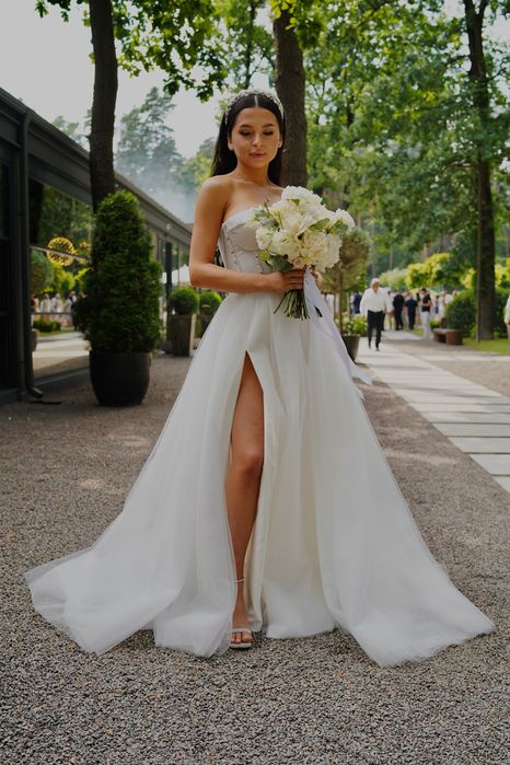 Весільна сукня з swarovski