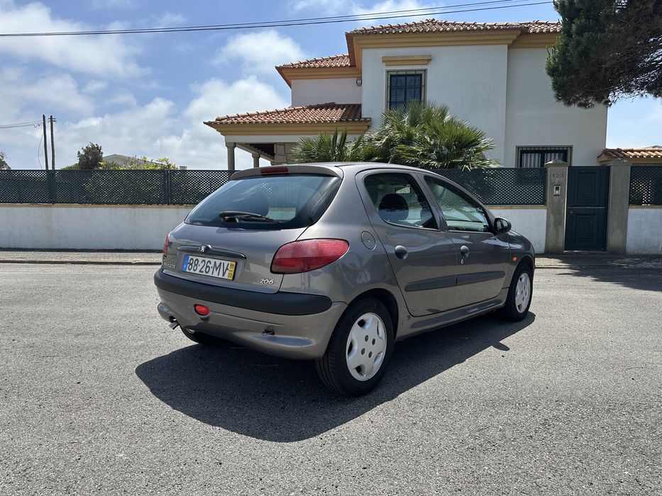Peugeot 206 1.1