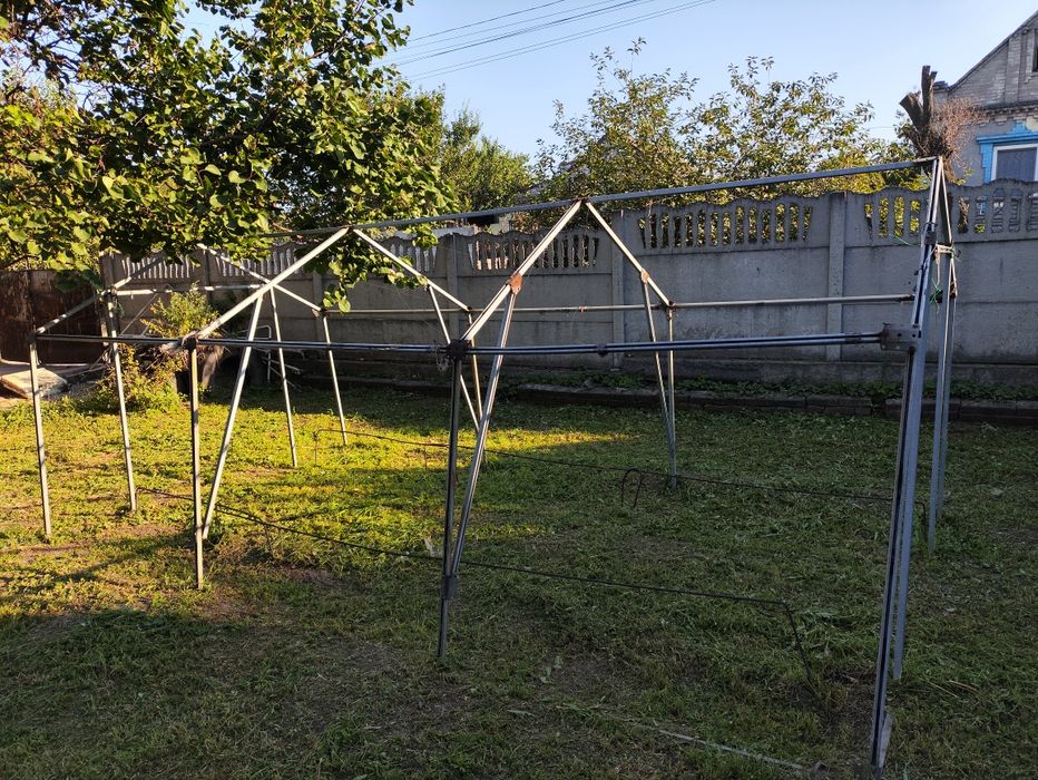 Продам теплицу разборную.