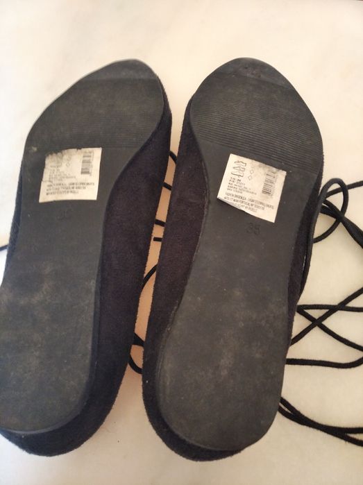 Sabrina atar a perna