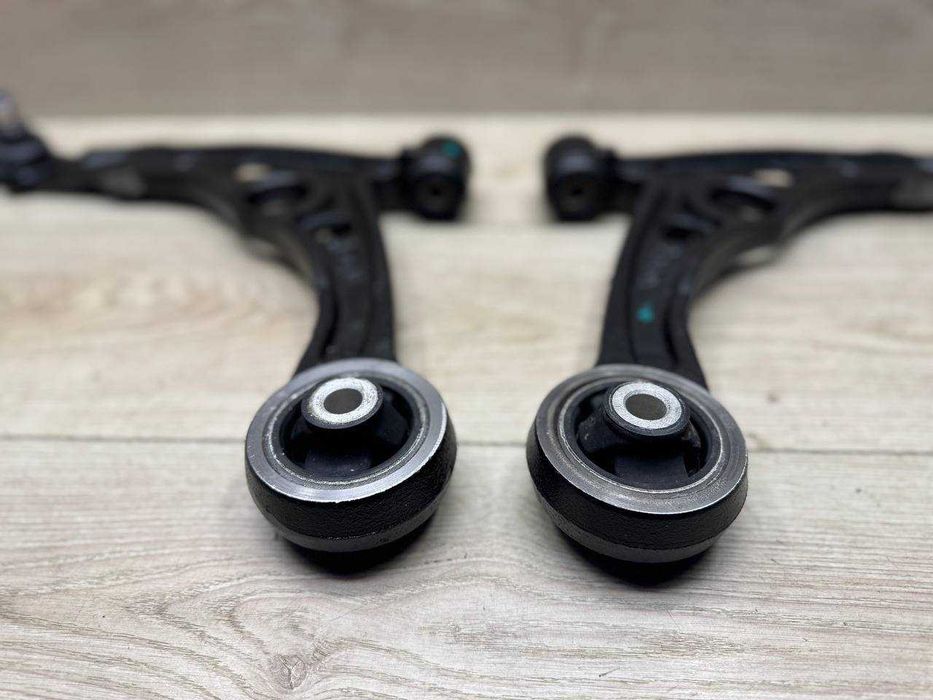 Важіль Ричаг підвіски Fiat 500e Фіат Фиат Електричний Ричаги Рычаг