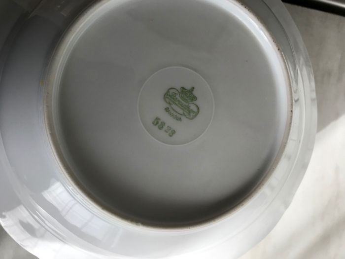Porcelanę bawarską Bareuther sprzedam zestaw obiadowy