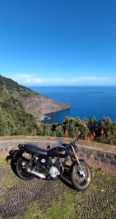 Hanway Raw 125 Cafe Racer
