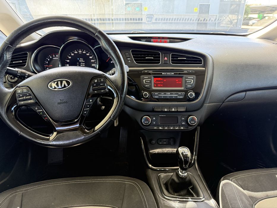 Kia Cee'd 1.4 CRDi EX Prime (90cv) | 2013 | Nacional | Excelente Estado