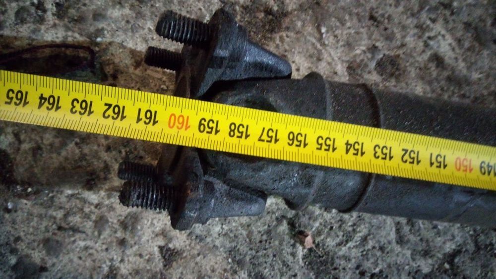 Продам кардан Е34 м21д24 МКПП