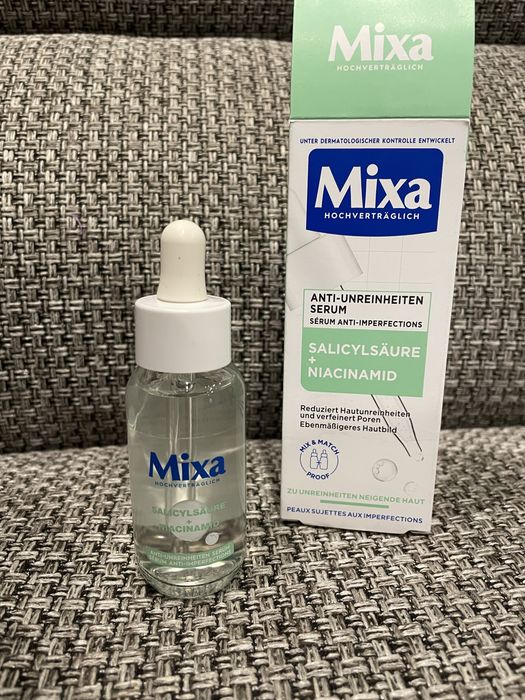 Сироватка MIXA з саліциловою кислотою та ніацинамідом проти акне