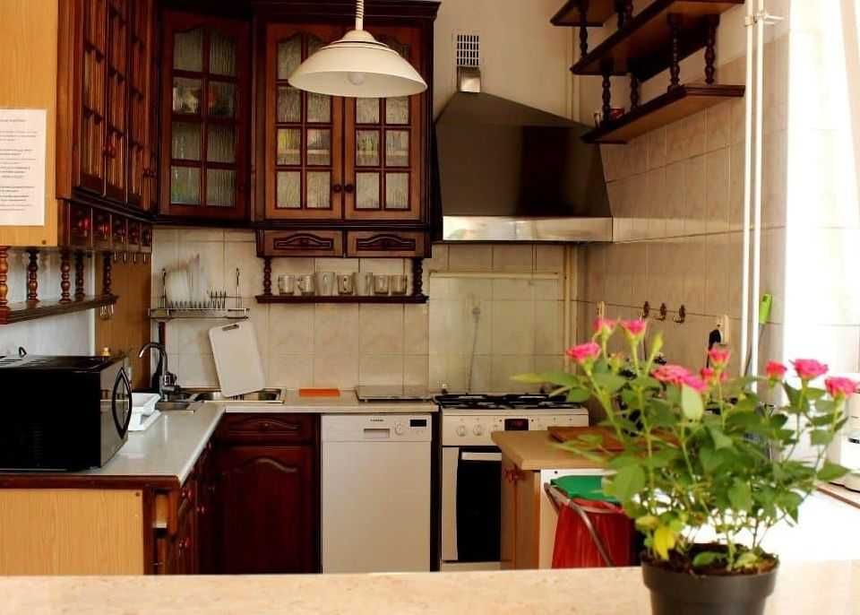 Проживання у Варшаві. Дешево. Різні райони Хостел. Дзвоніть