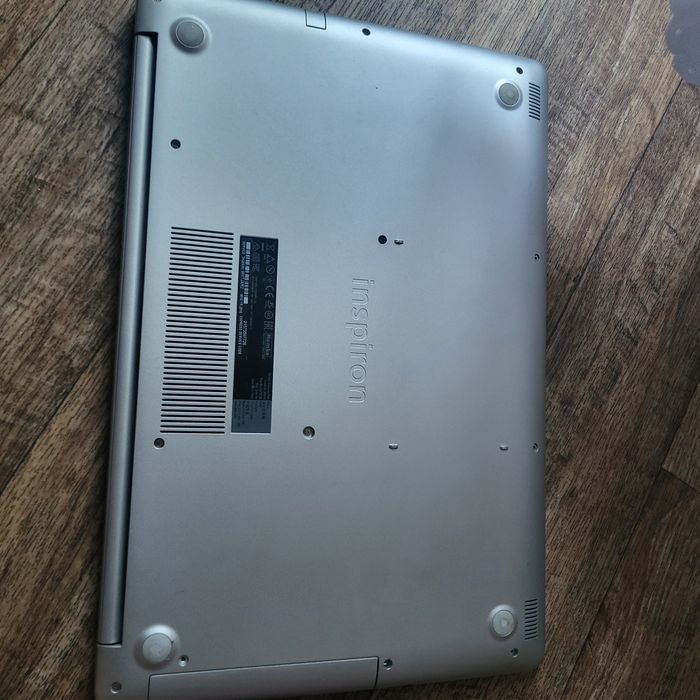 Laptop Dell P35E sprawny