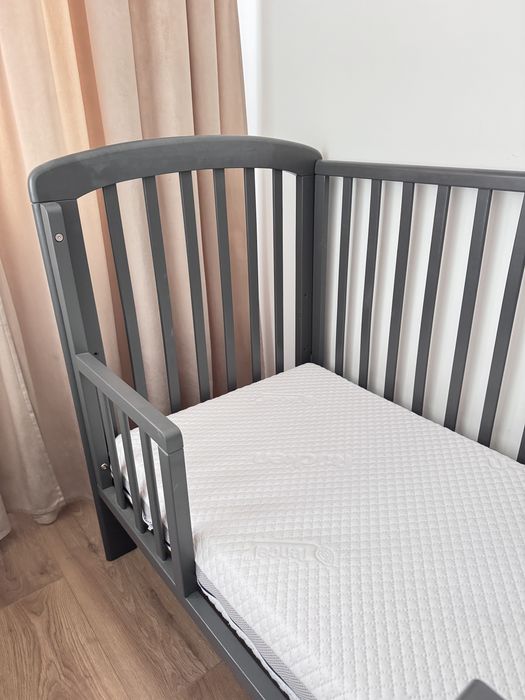 Łóżeczko dziecięce Troll LUX 120x60 Seal Grey + materac Rucken