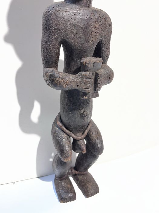Estátua Tribal Africana em Madeira Sculptée / Escultura Antiga em Madeira ~60cm