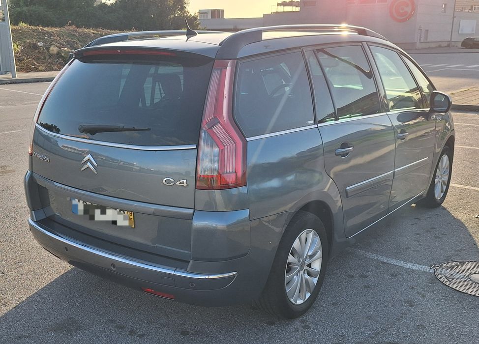 Citroen C4 Grand Picasso 2009 — photo 3