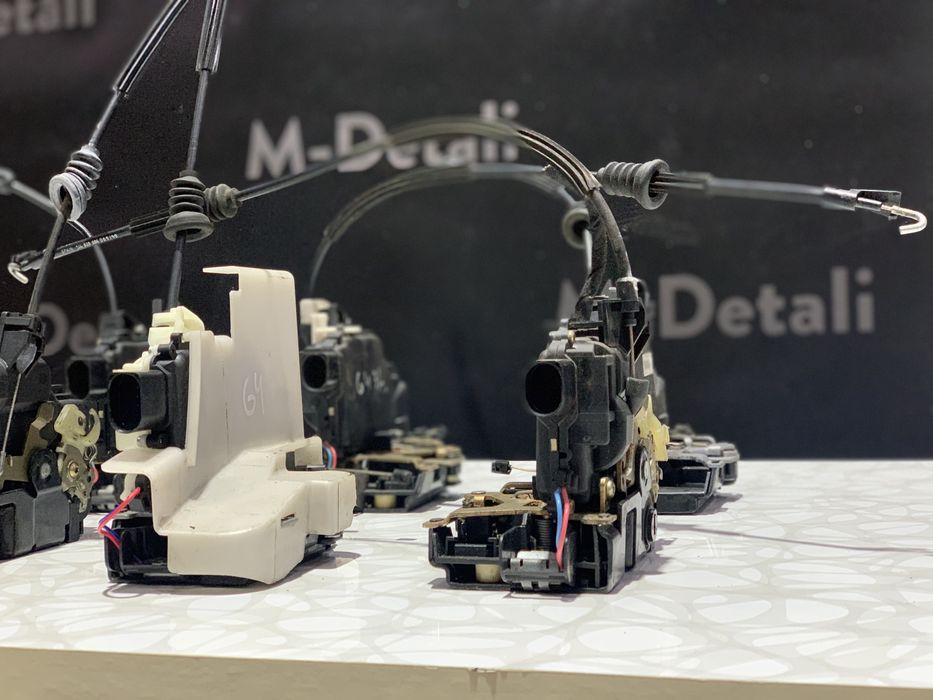 Замок Привод Замка Двери Двері Golf Bora 4 Passat B5