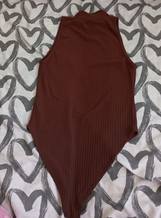 Brązowe body pół golf