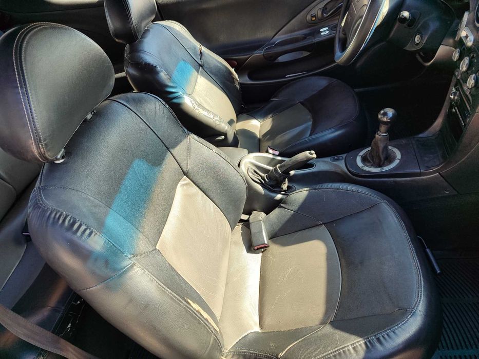 Hyundai coupe 1.6 — photo 4