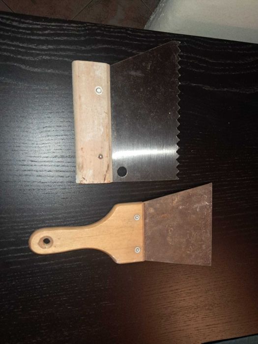 Conjunto de 2 Espátulas – Ferramentas de Bricolage