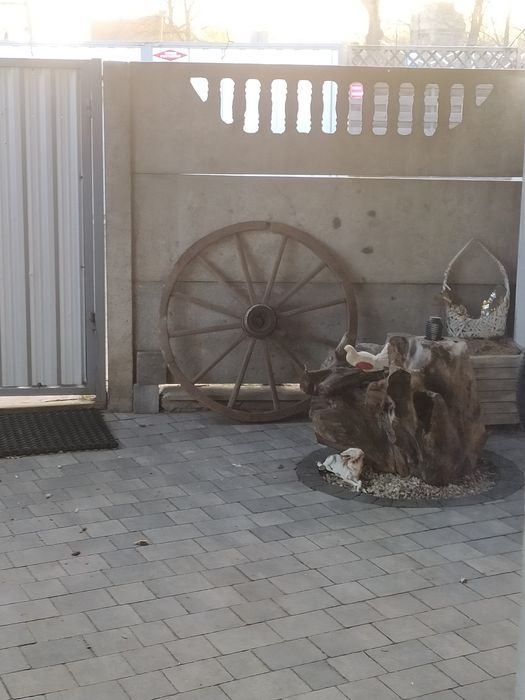 Koło do wozu drewniane, zabytkowe