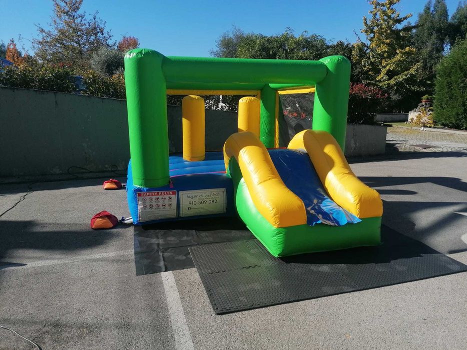 Aluguer de insufláveis