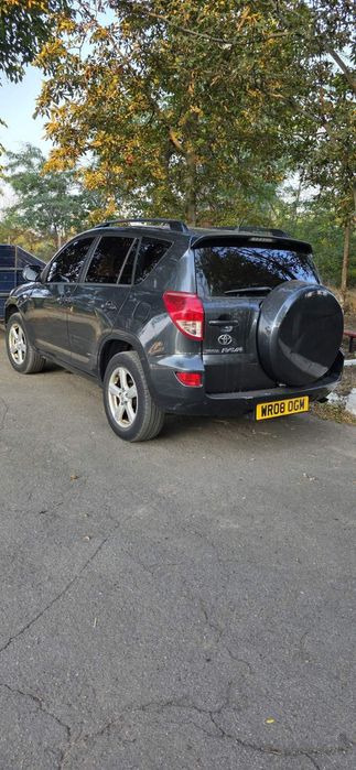 Продам автомобіль авто Тойота