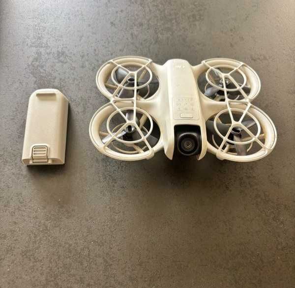 Drone DJI NEO com 2 baterias