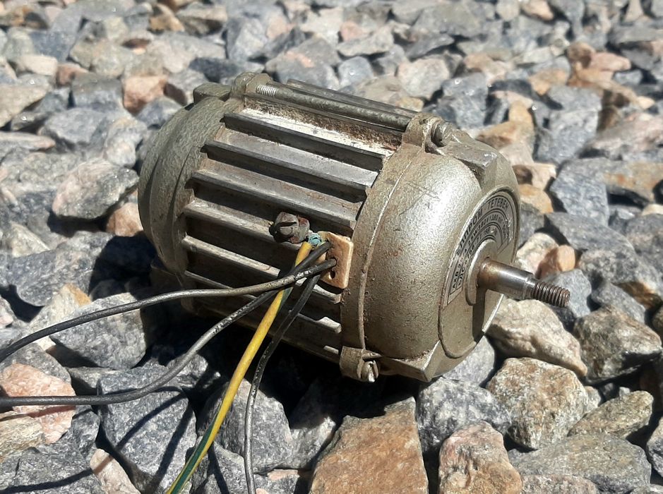 Эл. Двигатель АХВ 25/4 25W 380V 1380min.